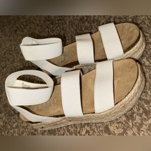 Esprit White and Tan Espadrille Sandals